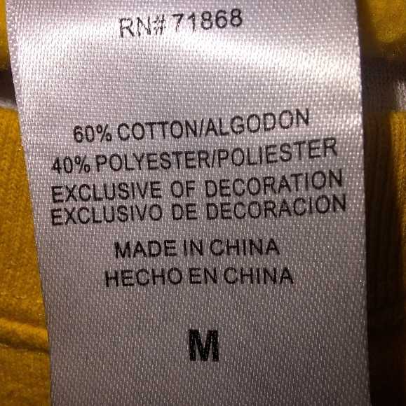 A Simpsons Yellow Embroidered Sweater In A Mens Medium. Pre-loved - Picture 7 of 11